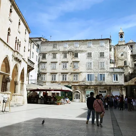 Lejlighed Palace Residences